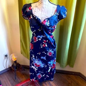 Stop Staring dress in size XL in a floral pattern